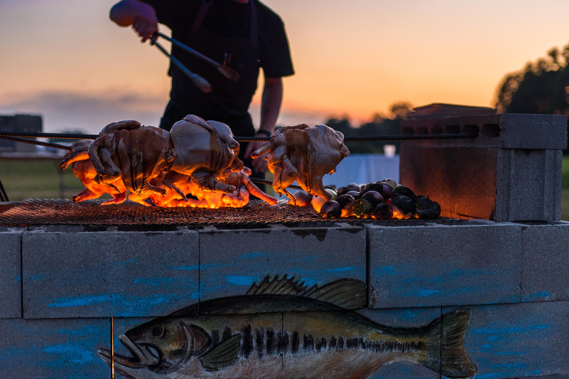 Cooking pit